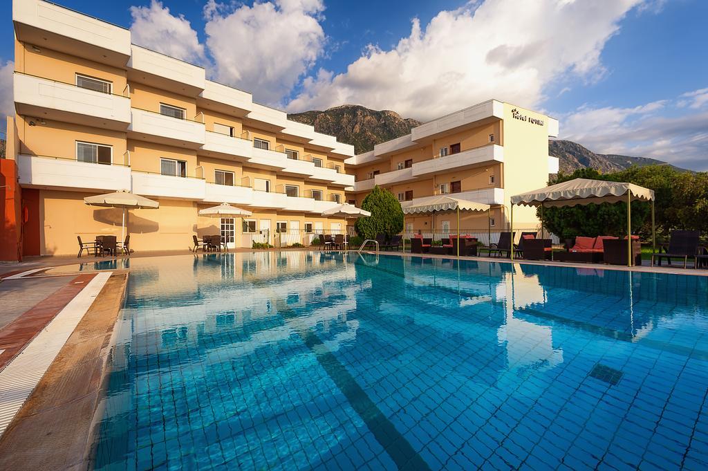 Hotel Fotini กาลามาตา ภายนอก รูปภาพ